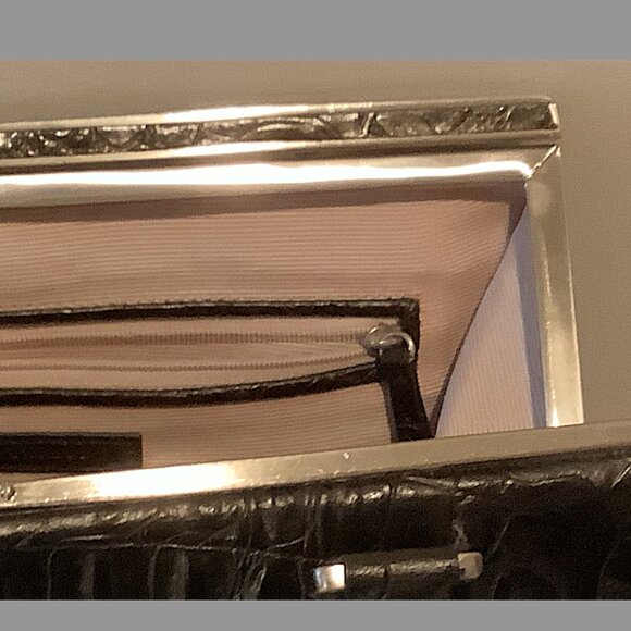 Ann Taylor Black embossed  crocodile  leather  top handle, framed satchel bag - Picture 12 of 13